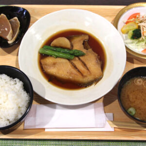 ［すなば珈琲ワールドホープスター店］モーニングよりも安い「今日だけランチ（500円）」を食べてきました。- 鳥取市