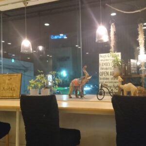 ［café AndAle（カフェ アンドエール）］23時まで営業！鳥取駅から徒歩3分のお洒落カフェ – 鳥取市