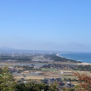 ［馬ノ山］古墳や歴史、ハワイ風土記館を楽しめる標高107mの山 – 湯梨浜町