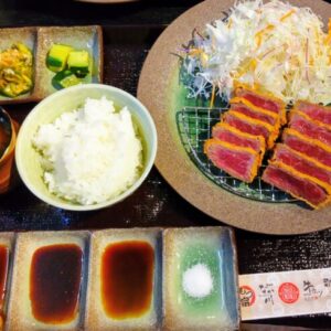 ［牛カツ専門店 たにだ］鳥取和牛の極上赤身肉のカツが食べられる専門店 – 鳥取市