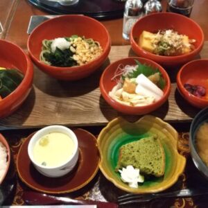 ［お食事処さくら］落ち着いた空間で美味しい和食がいただける｜鳥取市