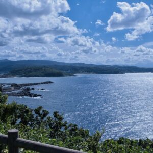 ［長尾鼻］日本海を望む穴場絶景スポット！！青い海が一望できます｜鳥取市