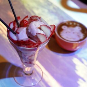 ［Cafe＆Bar 蝶 ageha］夜パフェ×本格エスプレッソでリニューアル！プロジェクションマッピングで非日常を体感｜鳥取市